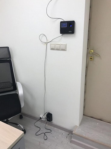 Биометрический терминал учета рабочего времени FC5+RFID